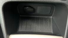 Renault Captur 0.9 TCE 90 Play 5dr Petrol Hatchback